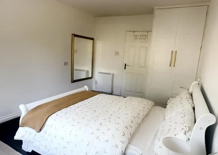 Nilly Apartment Richmond Close Birmingham B20