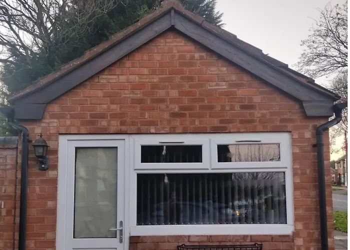 Spacious En-Suite Bedroom With Free Parking Birmingham