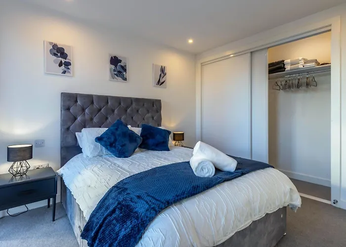 A&M Properties - Modern Birmingham Apartment