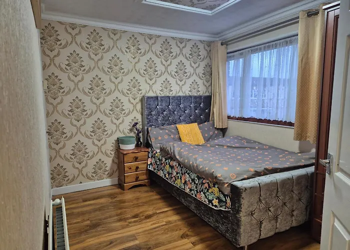 Comfy And Modern Private Room In Birmingham