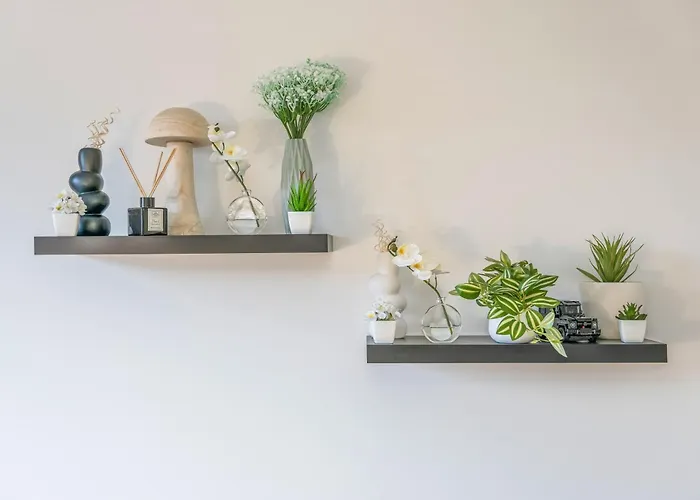 Modern & Cosy Apartment Luxury 1-Bed Sleeps 5 Birmingham