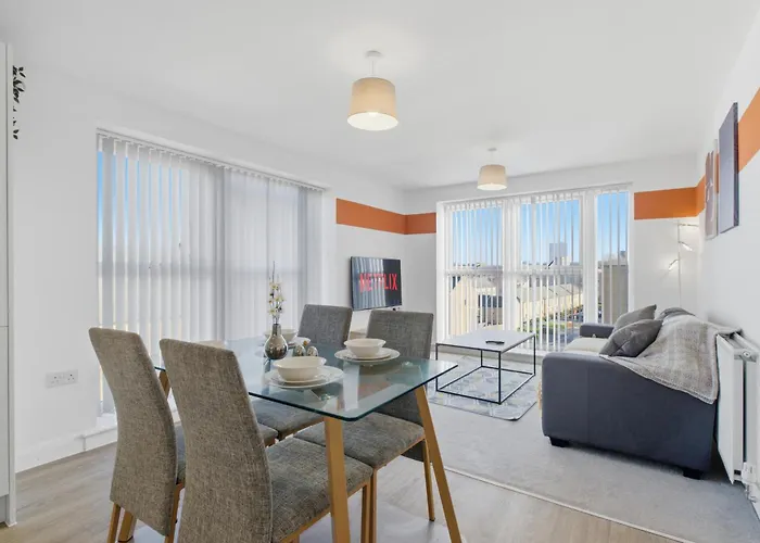 The Terracotta Suite 2Bd 2Bth Wi-Fi Netflix Birmingham