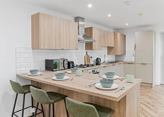 Modern Luxury Flat, 2Br, Sleeps 6 Apartment Birmingham