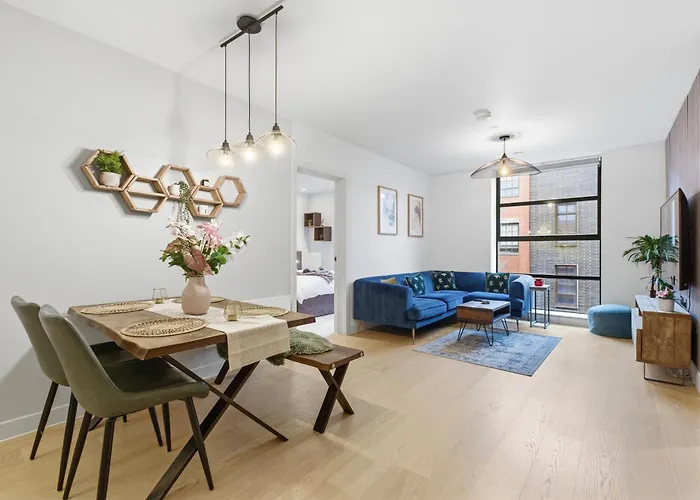 The Luxe Jq Residence - Sleeps 6 - City Centre - Secure Parking - Netflix Birmingham