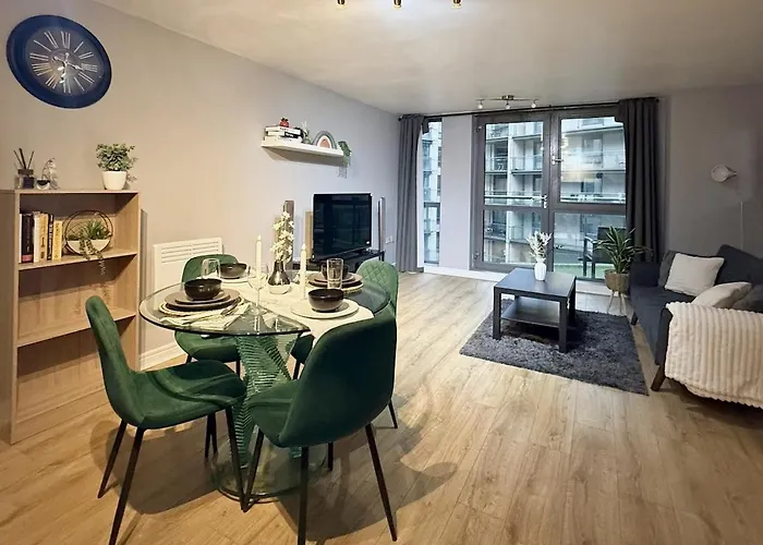 2Bed Apartment In Birmingham City Centre With Free Parking And City View