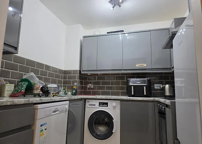 Luxury 2 Bedroom City Centre Apartment Up To 6 Close To Utilita 1000Mbps Superfast Internet Birmingham