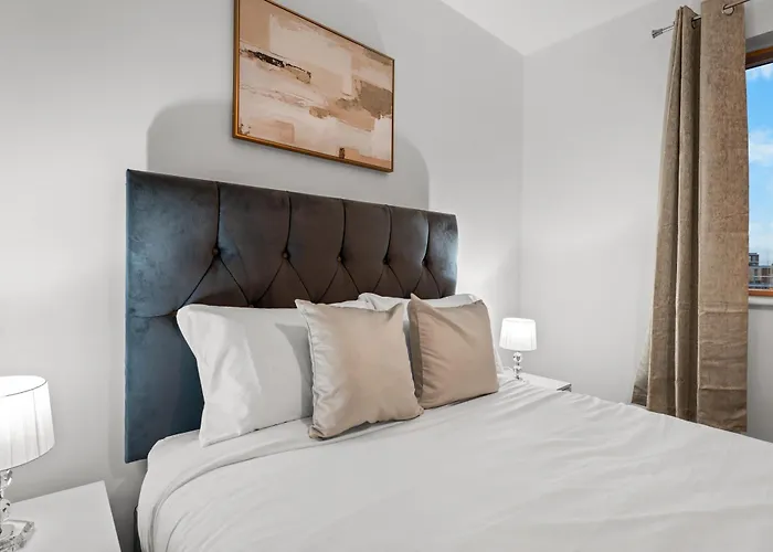 Stylish Retreat- 2 Bed City Centre Apartment Birmingham