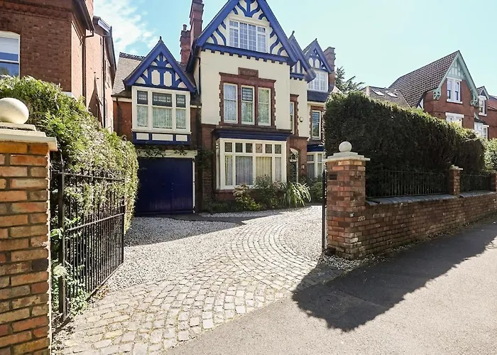 Trinidad, 45 School Road, Coach House Apartment Birmingham