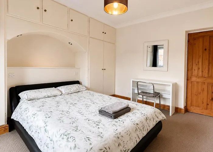 Brindley Place 3 Rooms Flat Birmingham