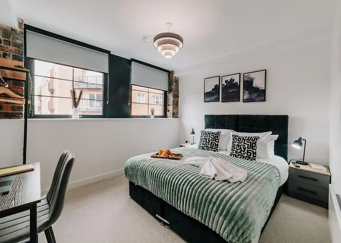Lockside Apartment 53 Birmingham