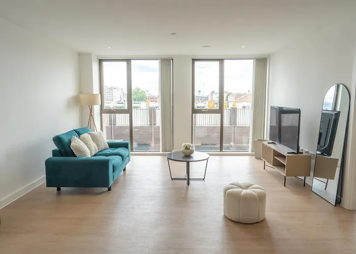 Birmingham City Centre Apartments - Digbeth