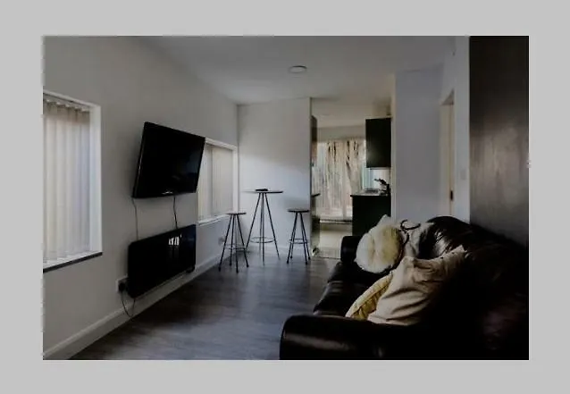 Treetops Flat3 Hall Green B28 Birmingham