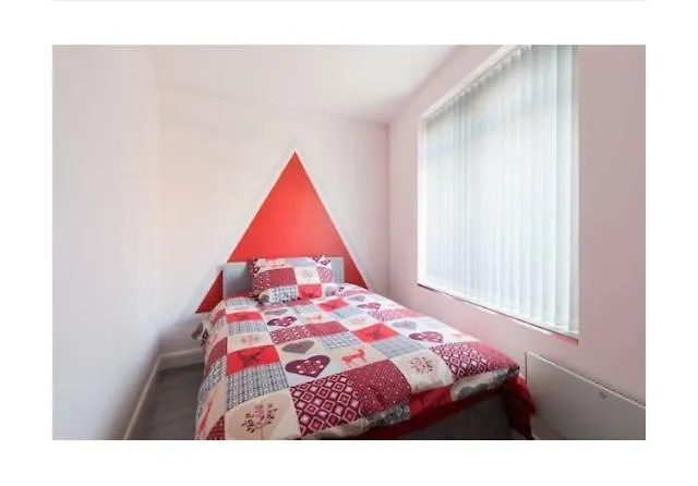 Treetops Flat3 Hall Green B28 Birmingham