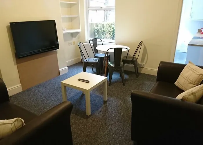 Johnson Road Near Erdington Station Apartment Birmingham