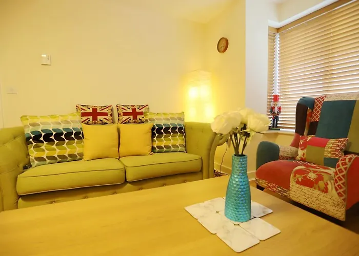 Easytravel Luxury Nec/Airport 3 Beds House Apartment Birmingham