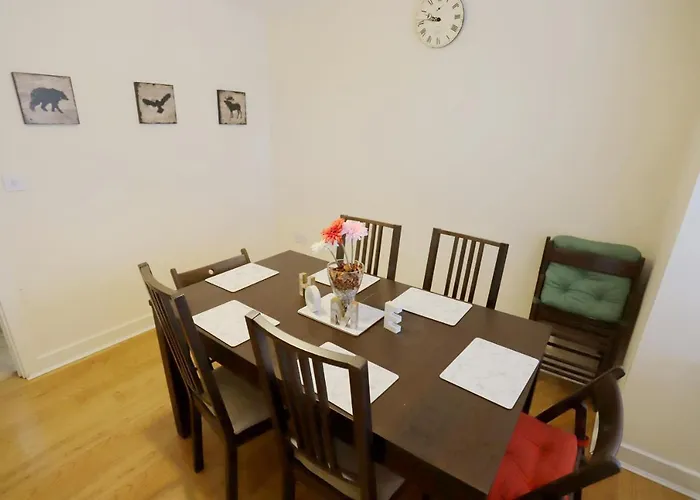 Easytravel Luxury Nec/Airport 3 Beds House Apartment Birmingham