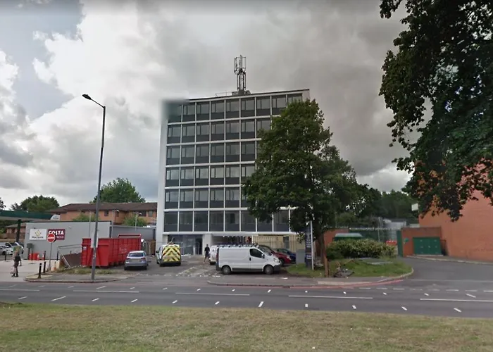 Birmingham Necairport Interchange Shortstay Homebase